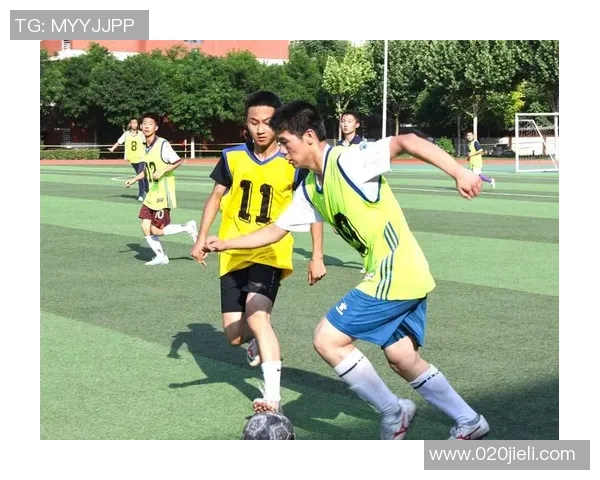 快乐校园足球歌唱我们的青春梦想与友谊