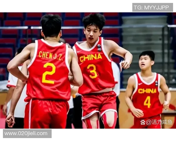 卡塔尔与中国篮球的激烈对决展现实力与团队精神的较量 卡塔尔与中国篮球的激烈对决展现实力与团队精神的较量